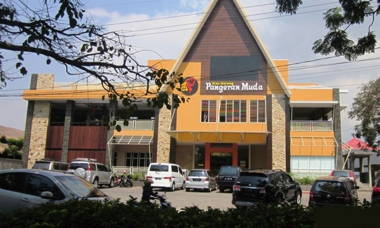 Ikan Goreng Pangeran Muda