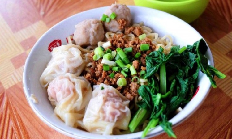Mie Gajah Mas