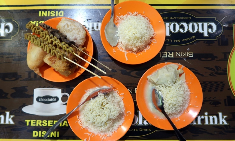 Pos Ketan Legenda