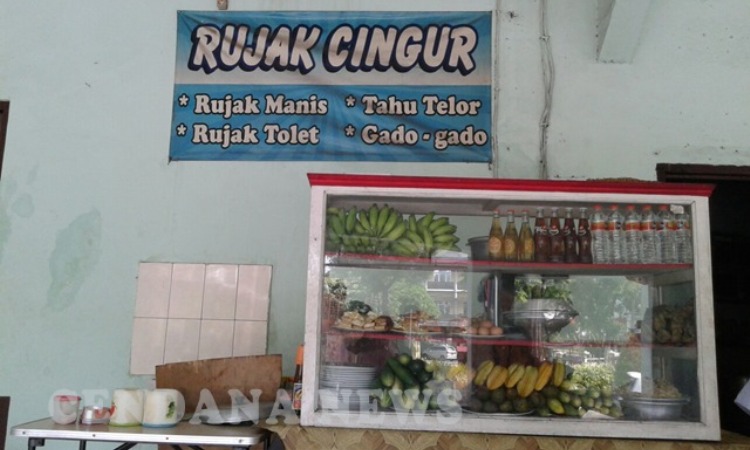 Warung Rujak Cingur Bude Ruk
