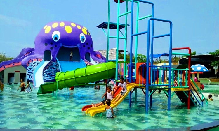 Wisata Bajak Laut