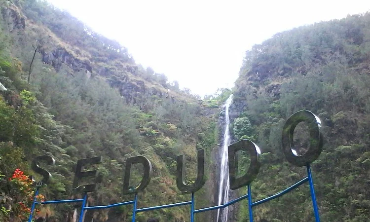 Air Terjun Sedudo