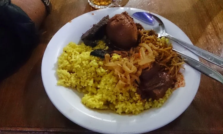 Nasi Kuning Begadang