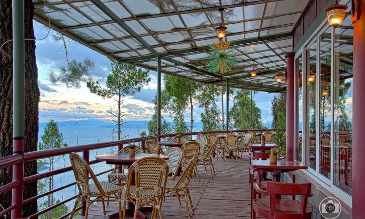 Tea House ( Taman Simalem Resort )