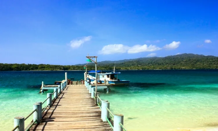 Pantai Peucang