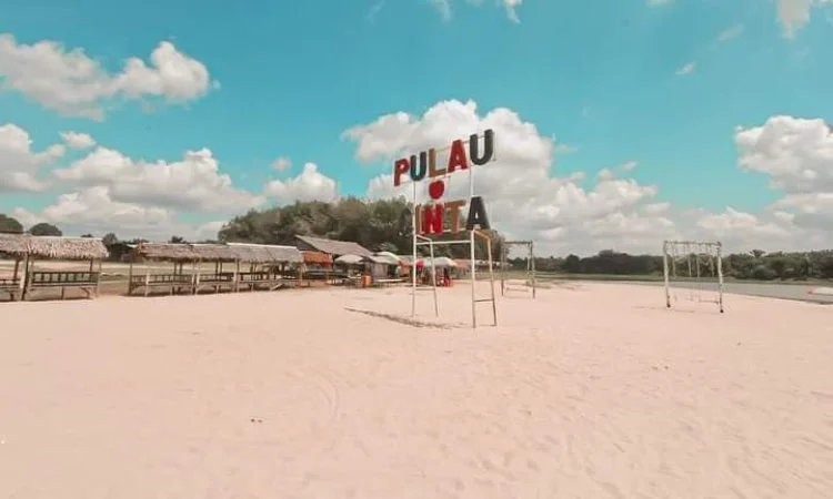Pulau Cinta