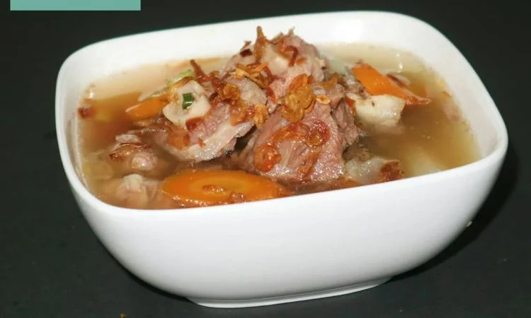 Sop Buntut Henny