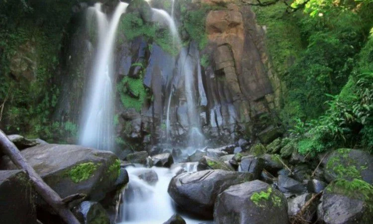 Air Terjun Lembanna