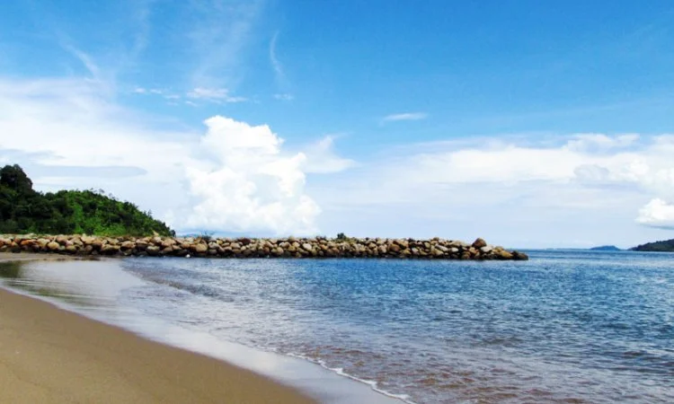 Pantai Indah Kalangan