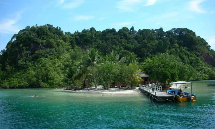 Pulau Poncan Gadang