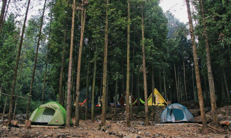 15 Tempat Camping di Bogor Paling Hits Dikunjungi iTrip