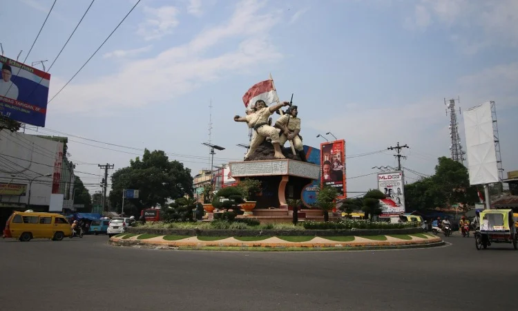 flora dan fauna taman safari bogor Tempat Wisata Binjai
