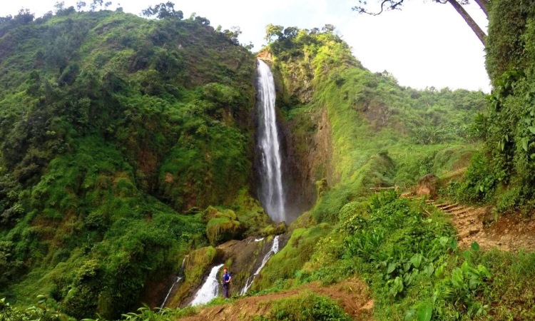Curug Citambur Wisata Air dengan Pemandangan Eksotis