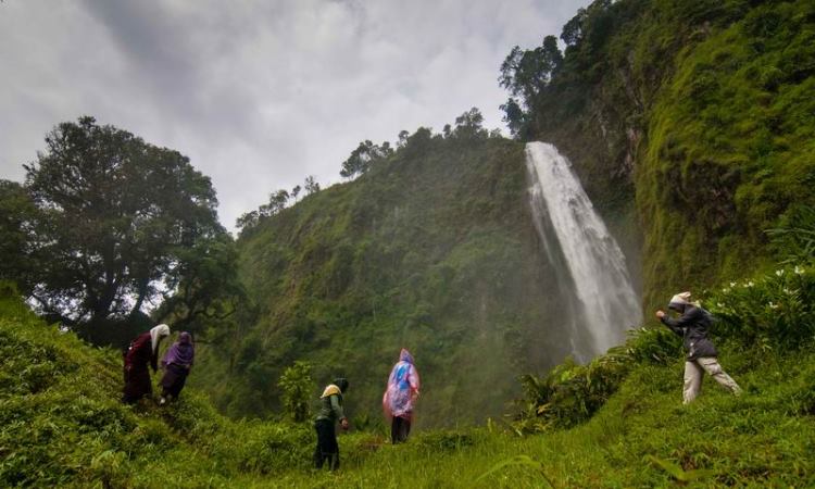 Harga Tiket Masuk di Curug Citambur