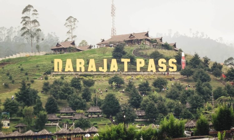 Puncak Darajat Pass, Destinasi Wisata Alam Favorit di Garut
