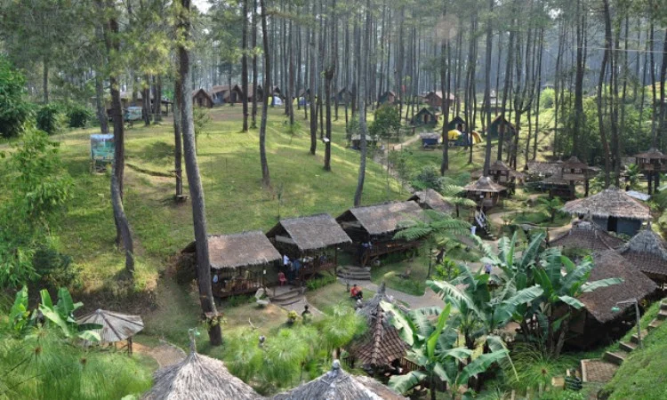 Wisata Outbound Grafika Cikole