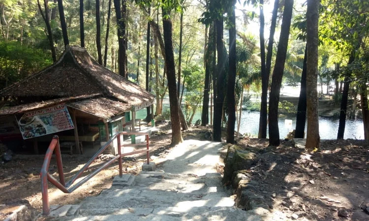 Fasilitas Telaga Remis