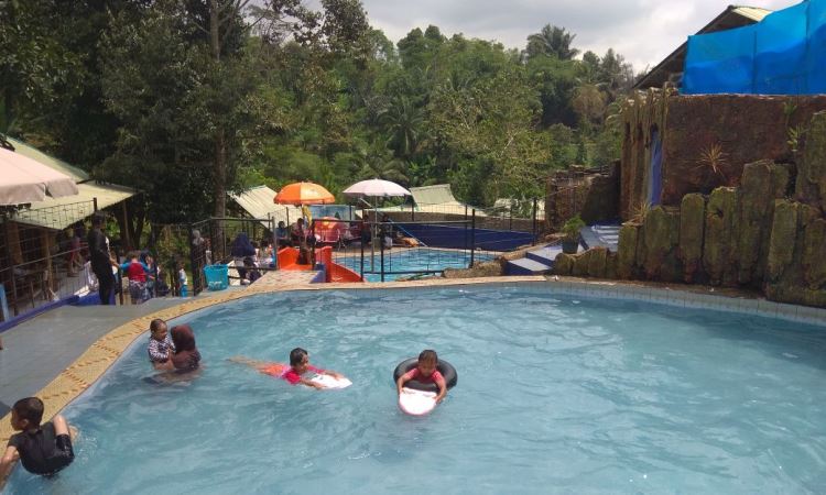 Fasilitas yang Tersedia di Batu Apung Alam Hijau