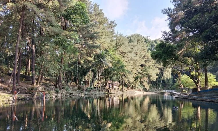 Legenda Telaga Remis