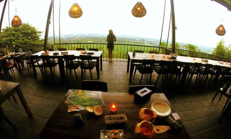 Tips Berkunjung ke Bukit Gronggong