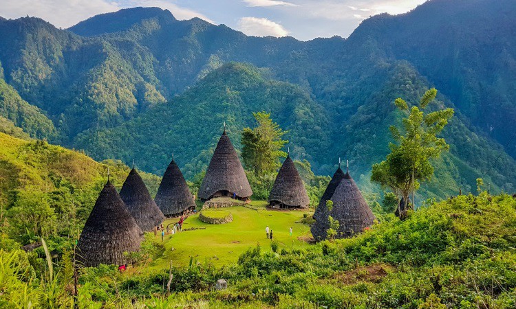 10 Desa Wisata Terbaik di Indonesia