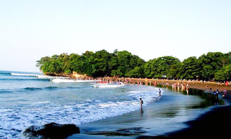 Fasilitas Pendukung di Pantai Cantik Pangandaran