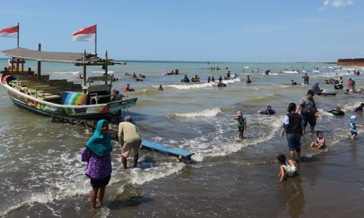 Harga Tiket Masuk Pantai Cantik Indramayu