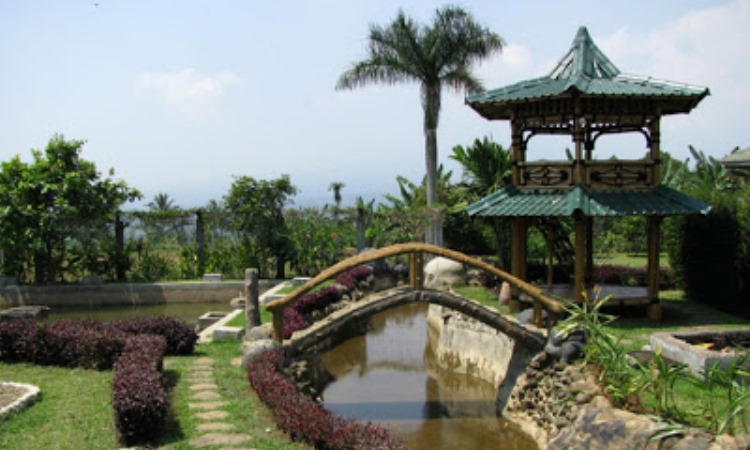 Daya Tarik Tempat Wisata Desa Kampung Bambu