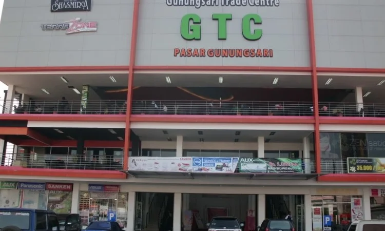 Gunungsari Trade Center