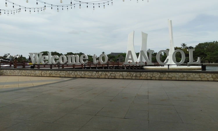 Harga Tiket Pantai Ancol