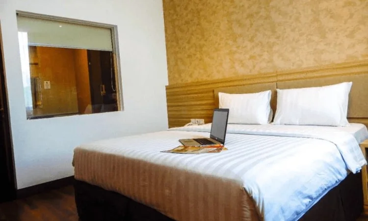 Hotel M City