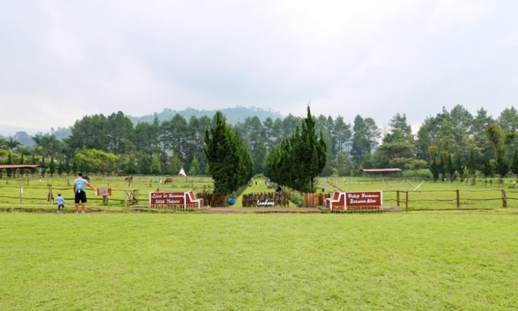 Jam Operasional De Ranch Lembang