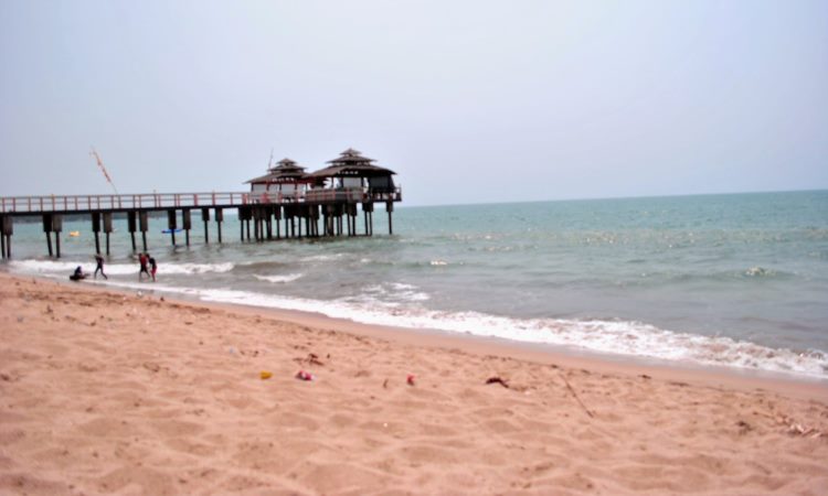 Keunggulan Pantai Anyer Dibanding Pantai Lainnya