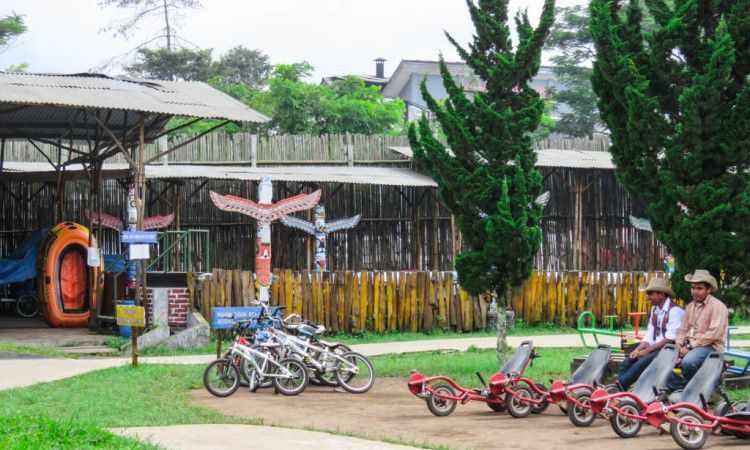Play Zone untuk Anak