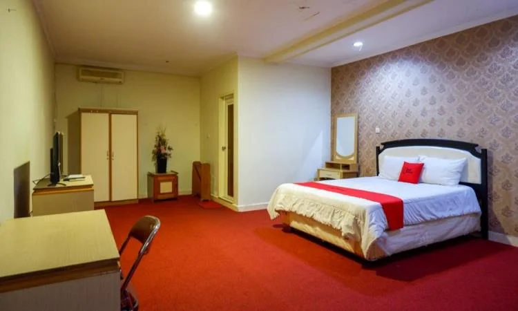 RedDoorz Premium