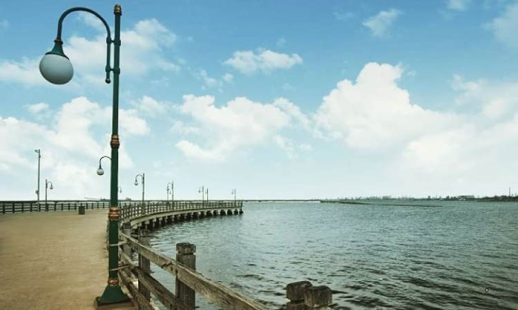 Wisata Bahari Pantai Ancol