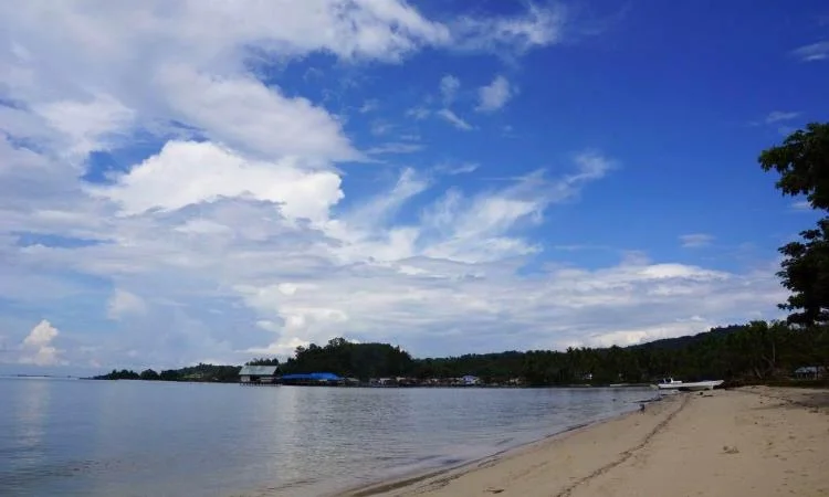 Pantai Nambo