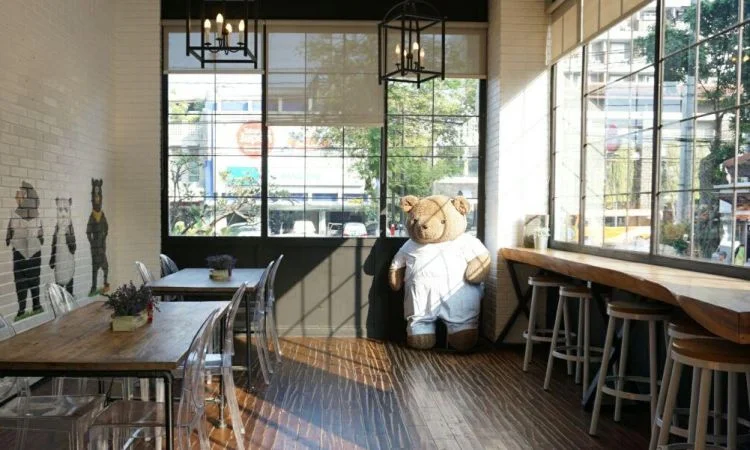 Roaster and Bear