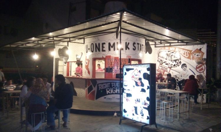 Yu-One Milk Street Café