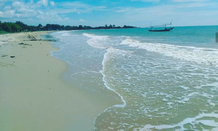 15 Wisata Pantai di Surabaya & Sekitarnya Paling Hits