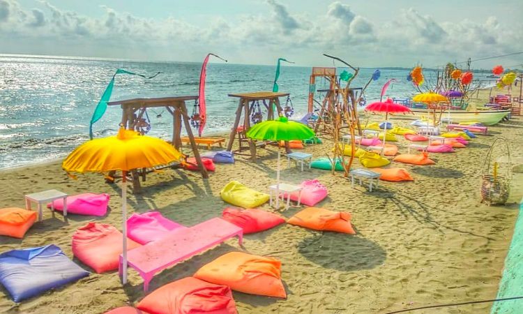 Fasilitas Utama di Pantai Topejawa