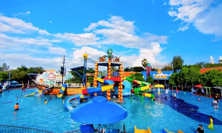 Harga Tiket Wisata Bahari Lamongan