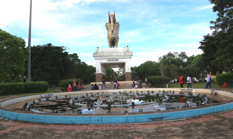 Aktivitas di Pulau Kumala