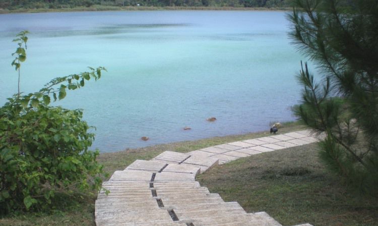 Alamat Danau Linow