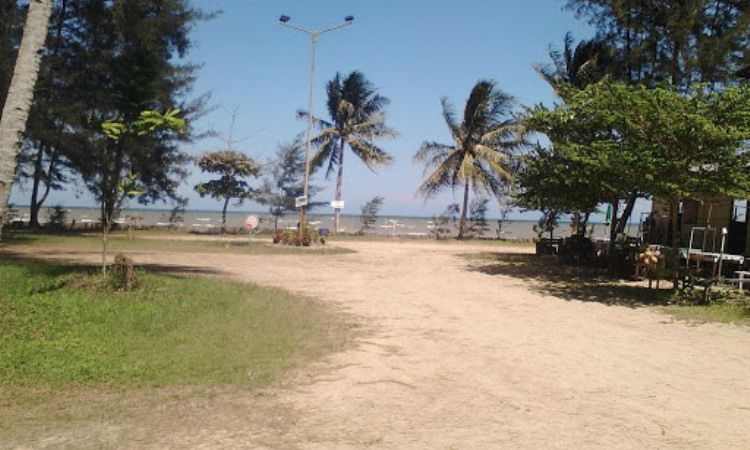 Pantai Lamaru, Pantai Indah yang Asri di Balikpapan iTrip