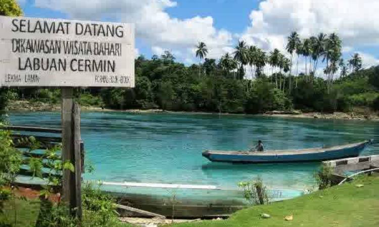 Danau Labuan Cermin, Danau Unik Dua Rasa di Kalimantan