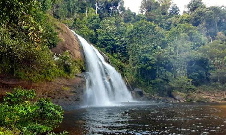 Daya Tarik dari Air Terjun Riam Dait