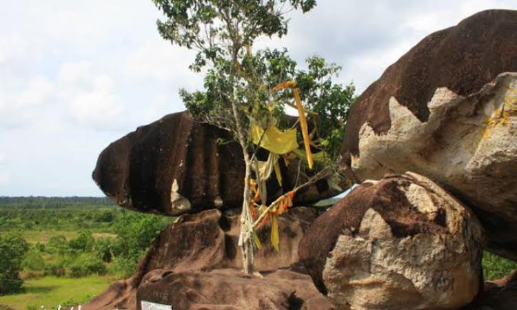 Daya Tarik dari Bukit Batu Tjilik Riwut