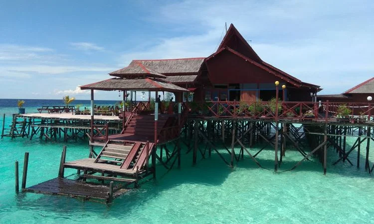 Fasilitas Pulau Maratua