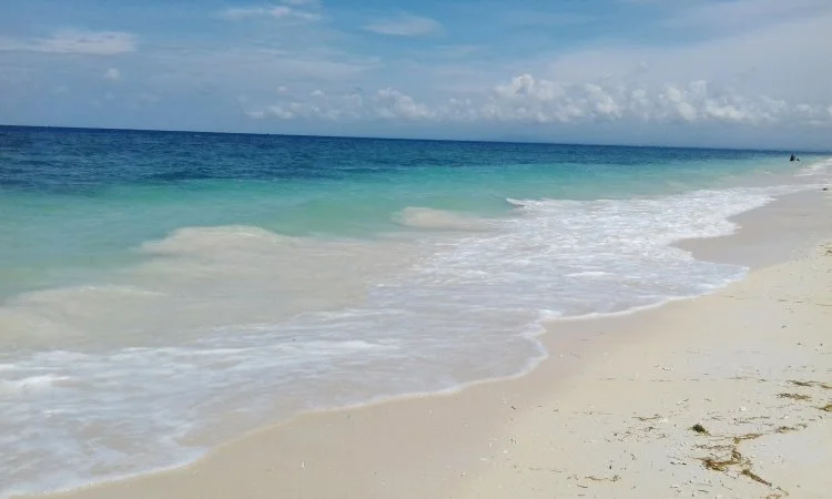 Pantai Lemo-Lemo